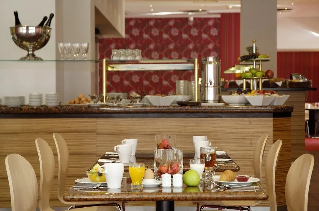SORAT Hotel Berlin 3*,